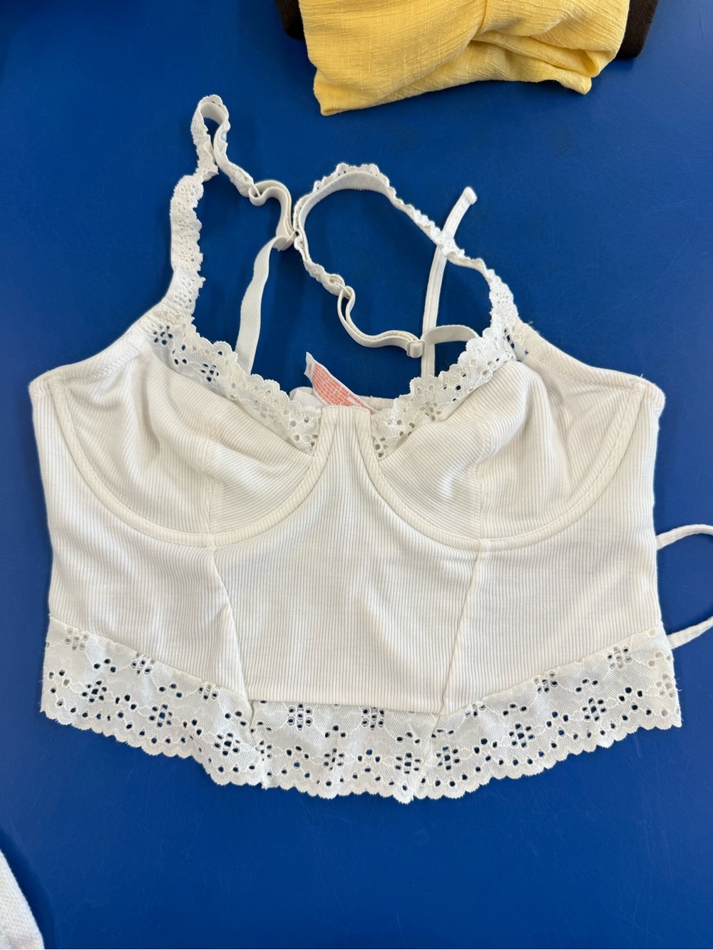 Colsie White Lace-Trim Ribbed Crop Top